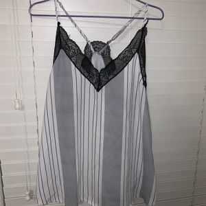 Women’s XL/1X lace top racer back tank top